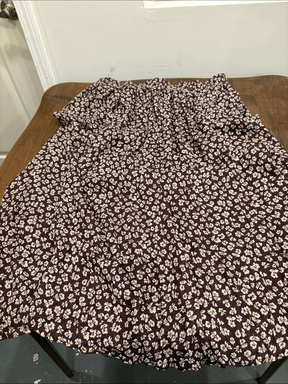 Kathie Leo Long Brown White Flower Maxi Skirt, Large, 1990s/2000s